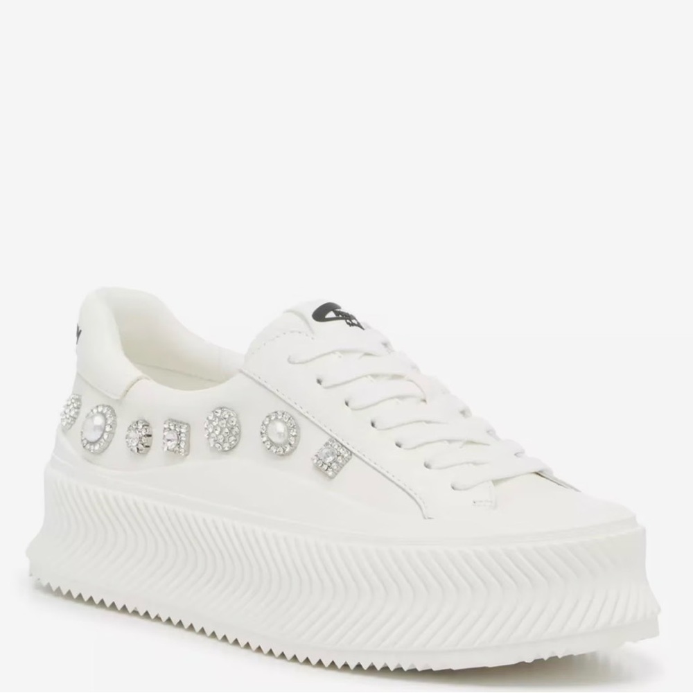 Circus Sam Edelman Taelyn Studded Sneaker